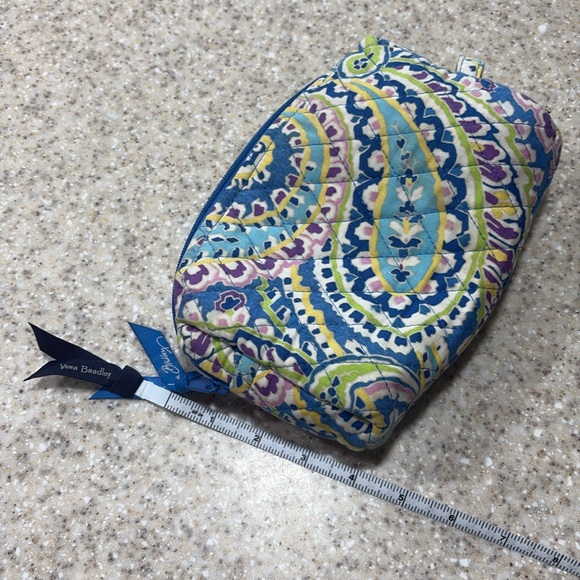 Vera Bradley makeup bag - Picture 8 of 8